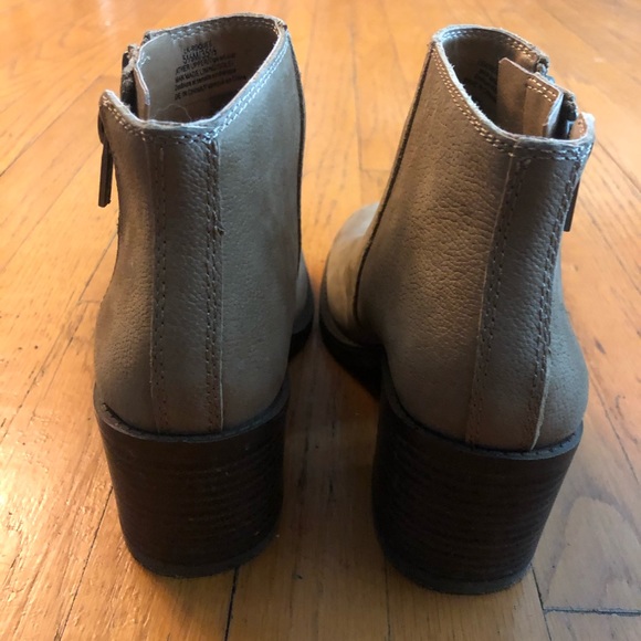 Lucky Brand Boots - Picture 4 of 5